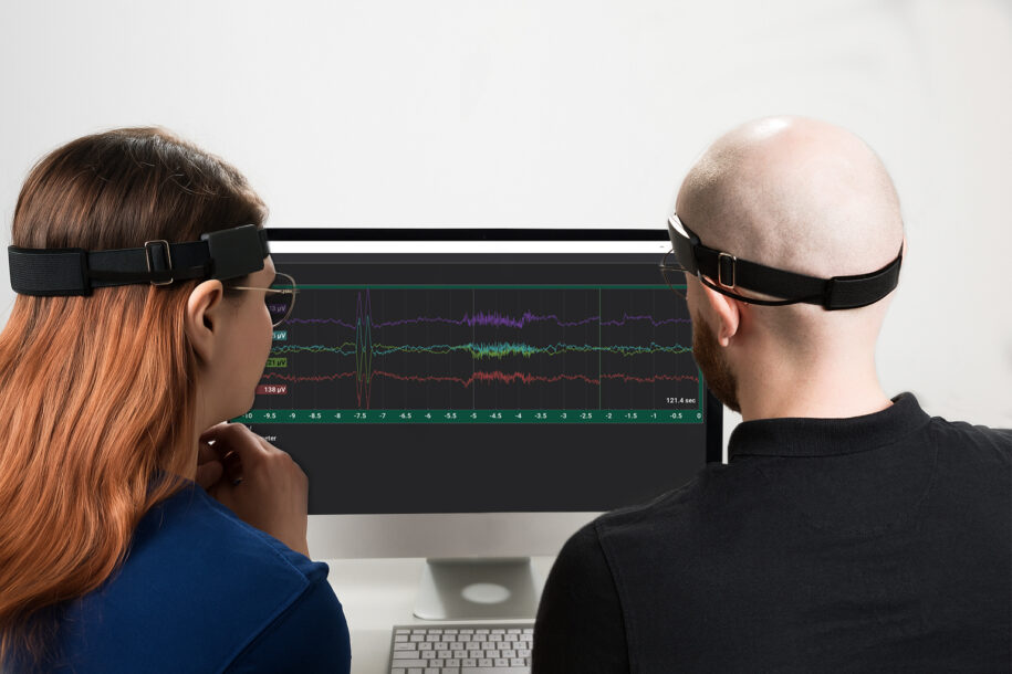 Rethinking Education with EEG: Hyperscanning, AI, and the Future of Learning - BrainAccess