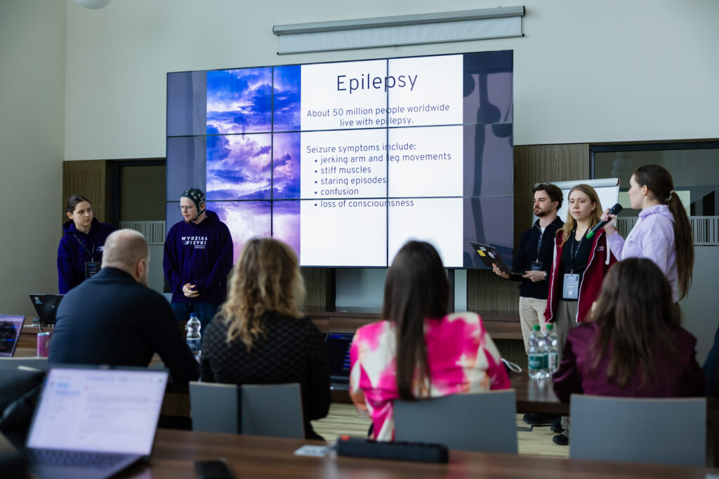 Heroes of the Brain 2025 - The Neurohackathon sponsored by BrainAccess - BrainAccess