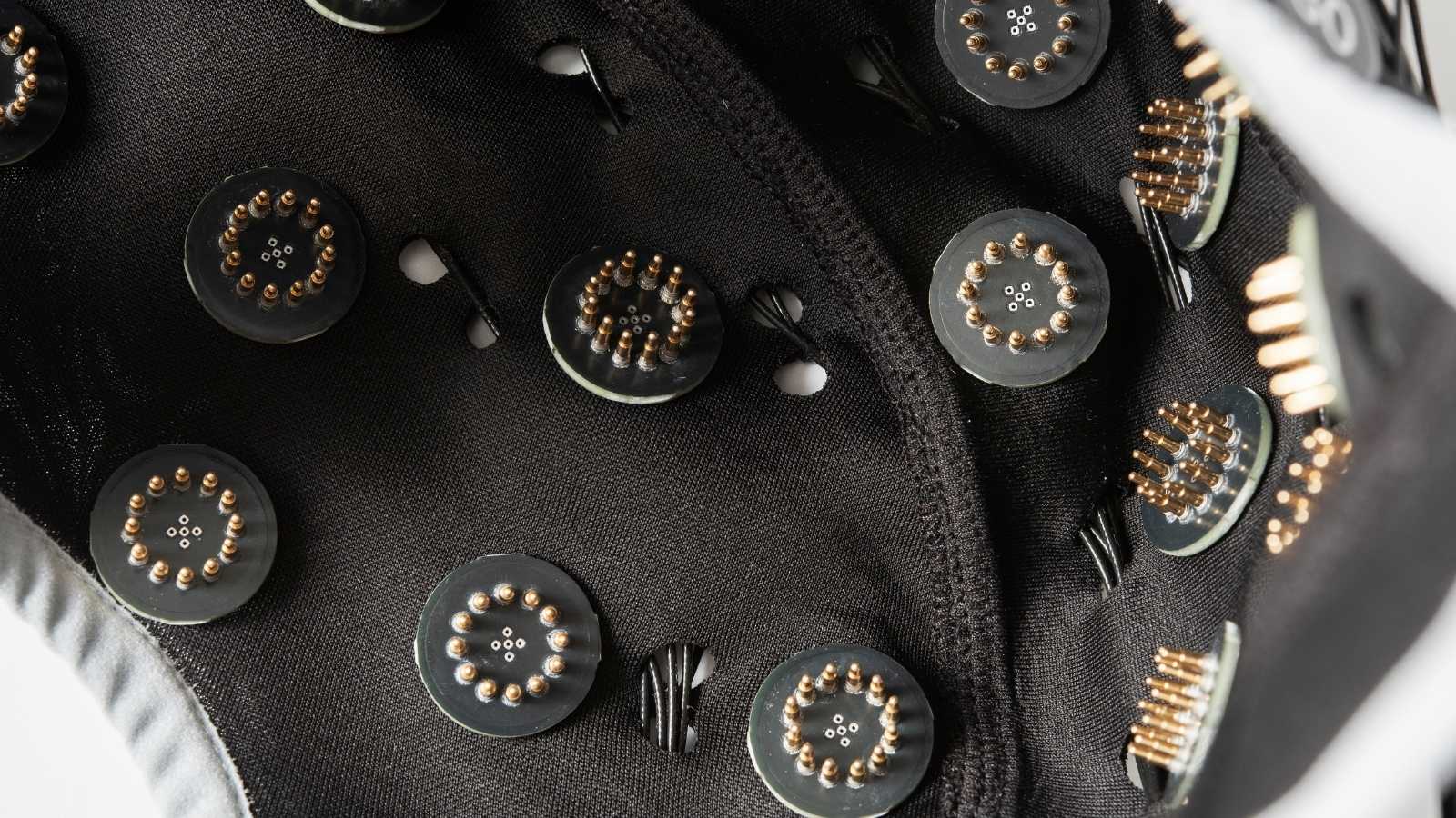 Is More Channels Always Better? A practical guide to EEG electrode count trade-offs - BrainAccess Is More Channels Always Better? A practical guide to EEG electrode count trade-offs - BrainAccess